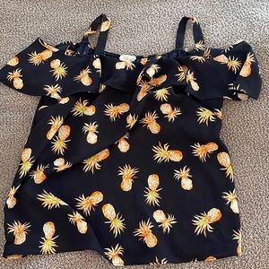 Women's pineapple cold shoulder top